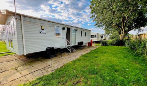 Pura Vida Caravan